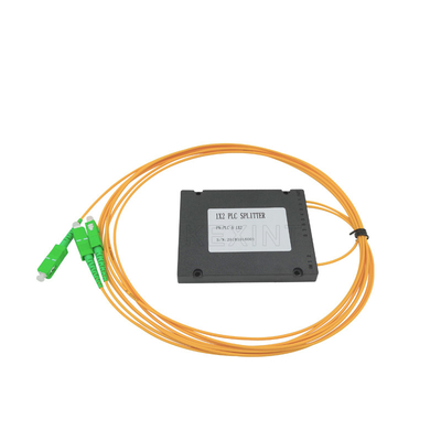 Tipo uso dell'ABS del separatore dello SpA a fibra ottica dello Sc APC 3,0 millimetri 1x2 per una scatola di distribuzione di 2 centri